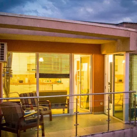 Beach-seaview-pool Apartament