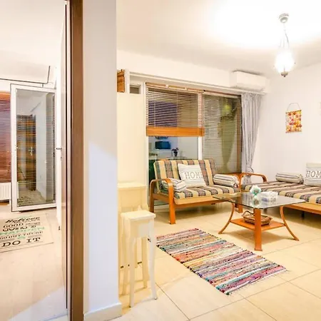 דירה Beach-seaview-pool